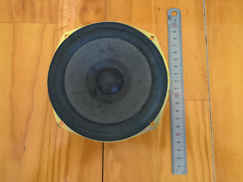 Sony 100mm (4 inch) woofer 1-544-237-21 top view