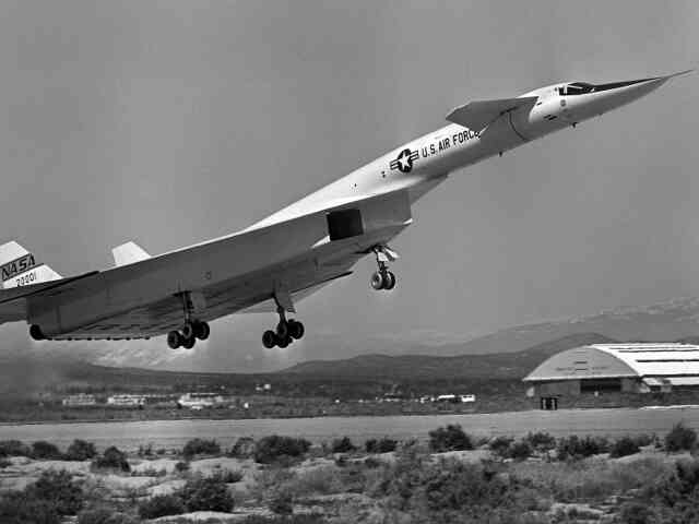 NASA E-16695 XB-70 Takeoff rotation